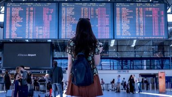 5 Alasan Mengapa Travelling Sendirian WAJIB Kamu Lakukan