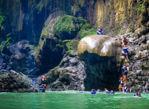 Menakjubkanya Cukang Taneuh, Green Canyon Yang Ada di Indonesia