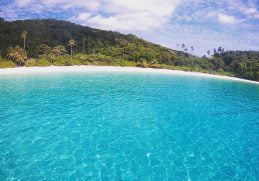 Kepulauan Anambas Dari Kepulauan Riau