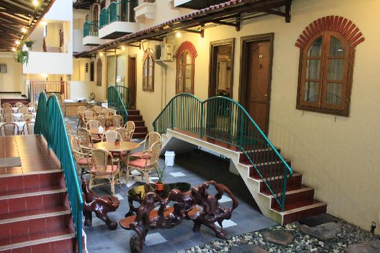 Hotel Surya Asia,  Penginapan di Posong Temanggung Yang Sangat Menarik