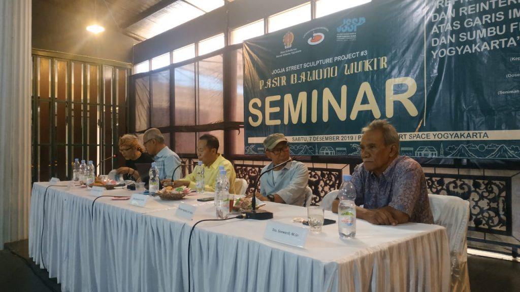 Pemateri Seminar Seminar JSSP #3 Bertajuk “Representasi dan Reinterpretasi Atas Garis Imajiner dan Sumbu Filosofis Yogyakarta” 