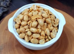 Resep Kacang Bawang Renyah, Gurihm dan mudah, Image By IG : @dapur_widitha