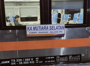 Kereta Api Mutiara Selatan, Photo by IG : @imanssulaimaan_