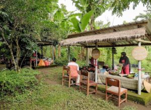 Kemenparekraf-Kemendes PDTT Sinergikan Program untuk Bangun Desa Wisata