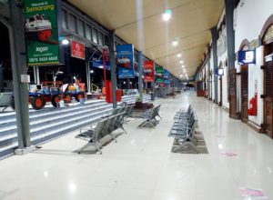 Stasiun Semarang Tawang saat ini sudah surut dan pelayanan di stasiun tersebut normal kembali-min