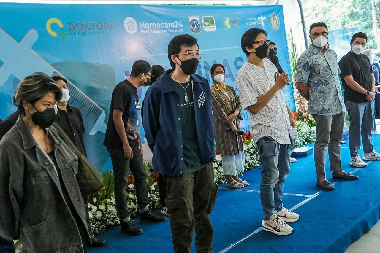 Menparekraf Kick off Program Vaksinasi Bagi Pelaku Ekraf di Jakarta