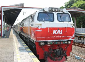 Syarat Naik Kereta Api Jarak Jauh dan Lokal Saat PPKM Level 4-min