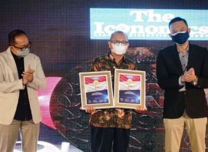 KAI Raih 3 Penghargaan Indonesia BUMN 2021-min