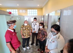 Toilet Standar Bintang 5 di Pantai Kuta Bali