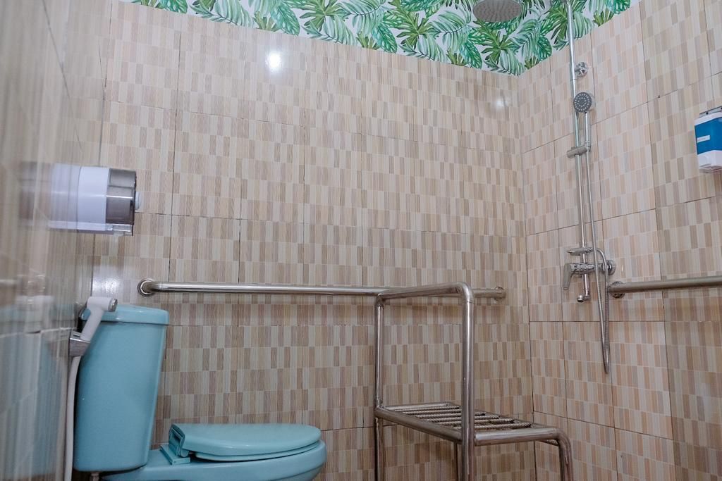 Toilet ramah disabilitas di tempat wisata Lembah Indah, Kabupaten Malang