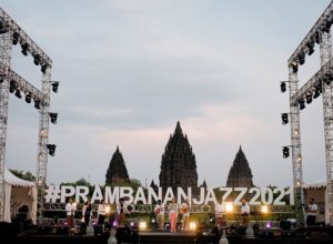 Penampilan Yura Yunita di Prambanan Jazz 2021