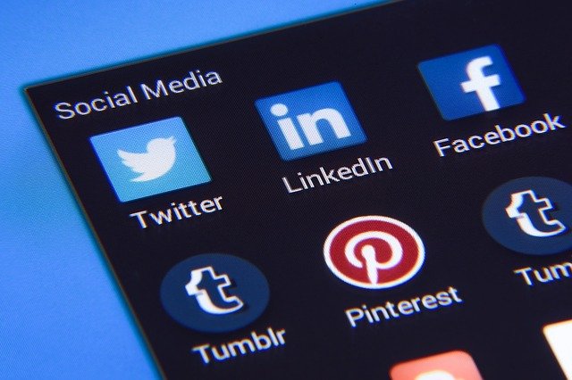 Cara Download Video Dari Media Sosial Instagram, TikTok, Twitter, Facebook Gratis, Gambar oleh Photo Mix dari Pixabay