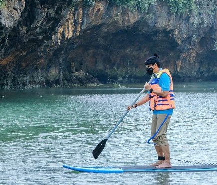 Menparekraf Dorong Pengembangan Wisata Bahari dan Wisata Tepi Sungai di Desa Sendang Pacitan