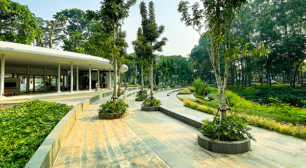 Plaza Tebet Eco Park