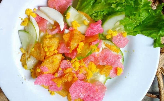 Rese Salad Padang Sederhana, image by IG: @arindazikri