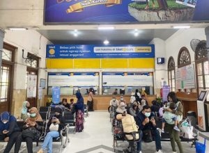 Flow Loket Pembelian KA Lokal dan KA Komuter Stasiun Surabaya Gubeng dan Stasiun Malang