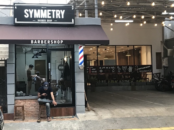 Symmetry Barbershop, photo : Google/danial belly mas agung