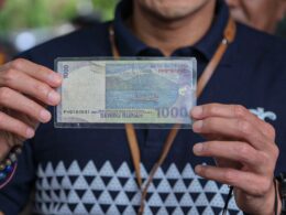 Pulau Maitara yang terletak di antara Pulau Kota Ternate dan Pulau Kota Tidore, Provinsi Maluku Utara diabadikan di pecahan uang kertas Rp1.000