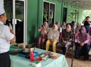 Ajarkan Menu Western dan Tradisional, Neo Candi Simpang Lima Semarang Adakan Cooking Class di YON ARHANUD 15DBY