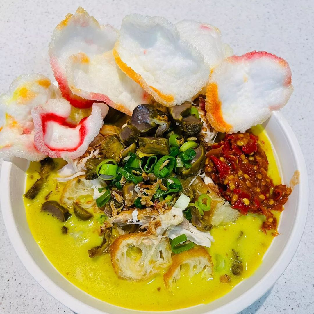 Resep Bubur Ayam Kuah Kuning, image by IG: @ jeane_pangalila