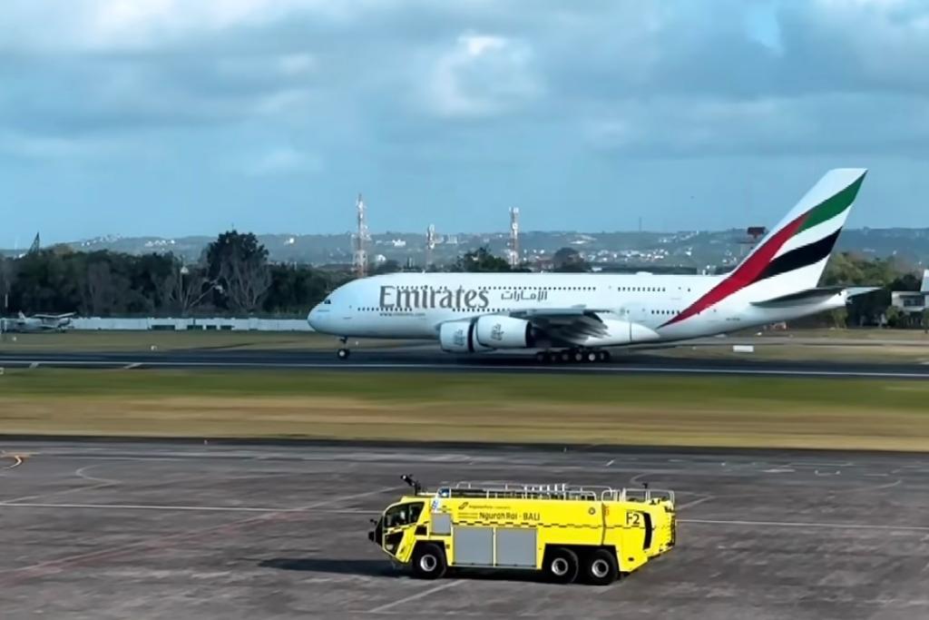 Airbus A380 Emirates Terbang Perdana ke Indonesia Menandakan Kenaikan Jumlah Wisman