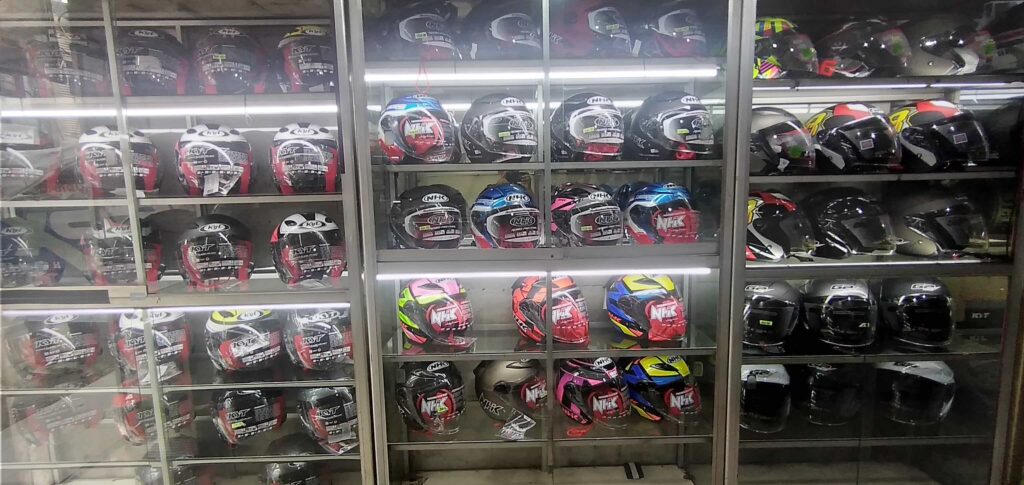 Toko Helm di Jakarta Selaltan -Evaluation Helmet Jakarta Selatan