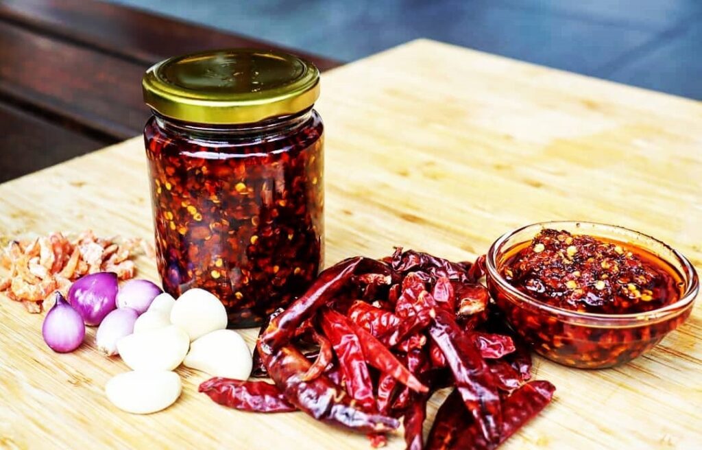 Resep Chili Oil Simple, image by IG: @devispantry