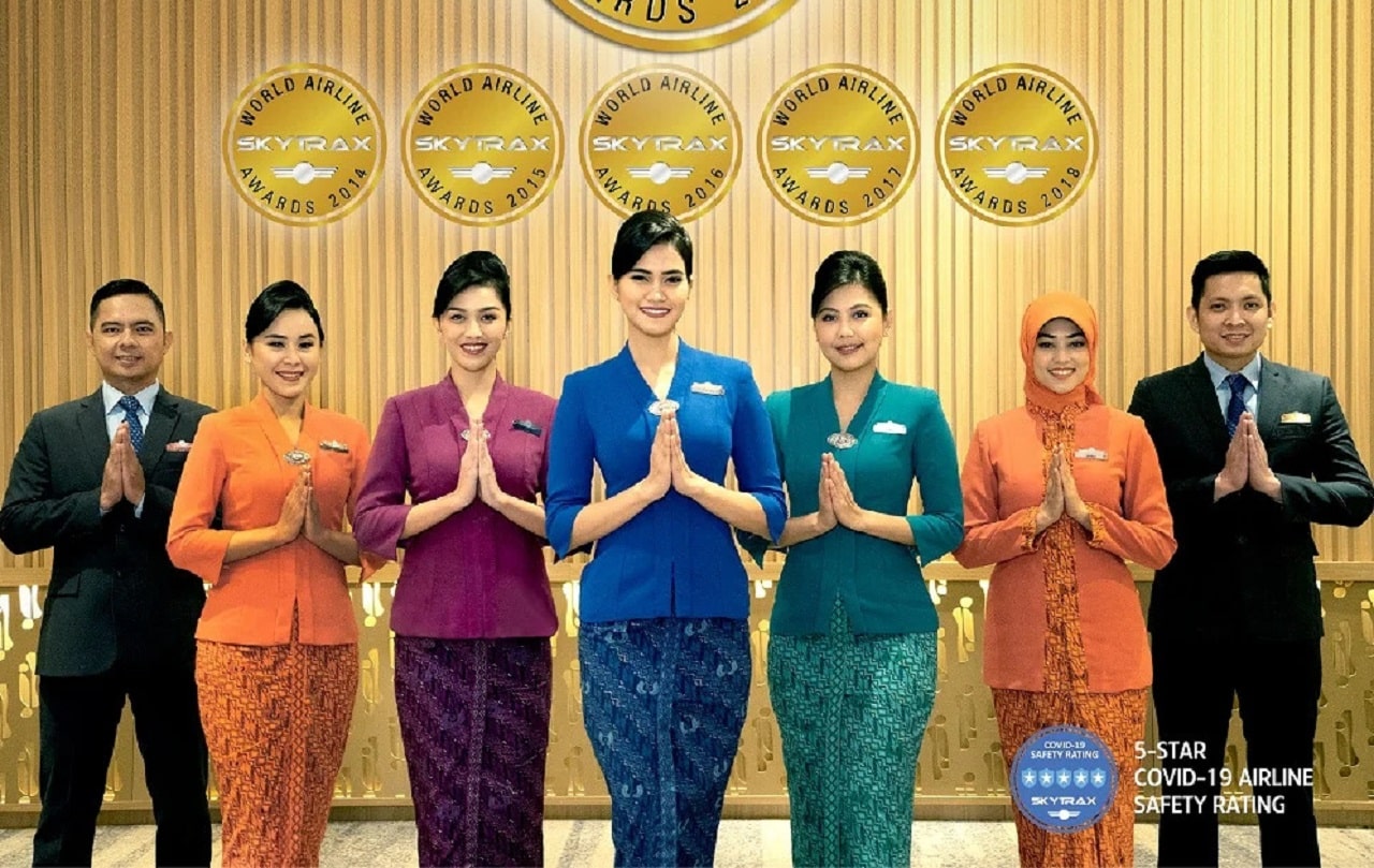 Garuda-Indonesia-Awak-Kabin-Terbaik-di-Dunia-min