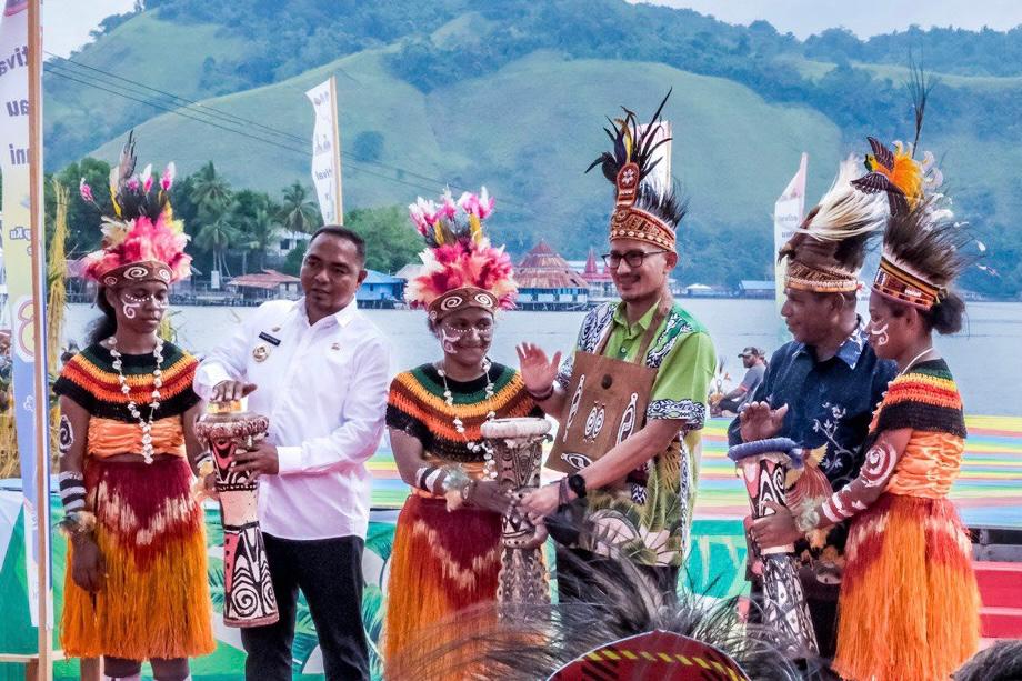 Menparekraf Festival Danau Sentani 2023 Beri Dampak Positif Masyarakat