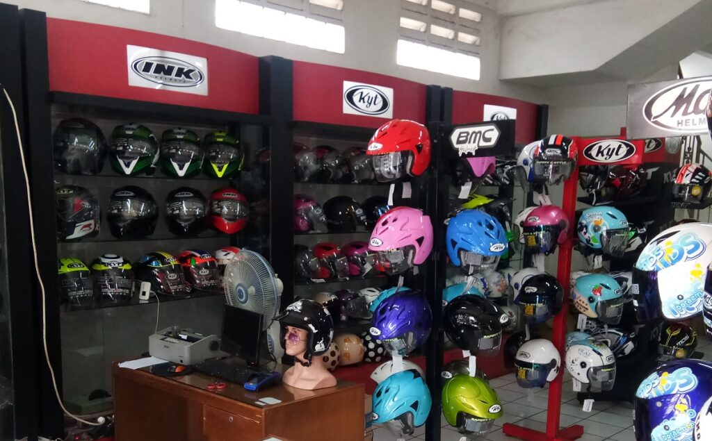 Toko Helm di Bekasi - Bekasi Helmet Gallery