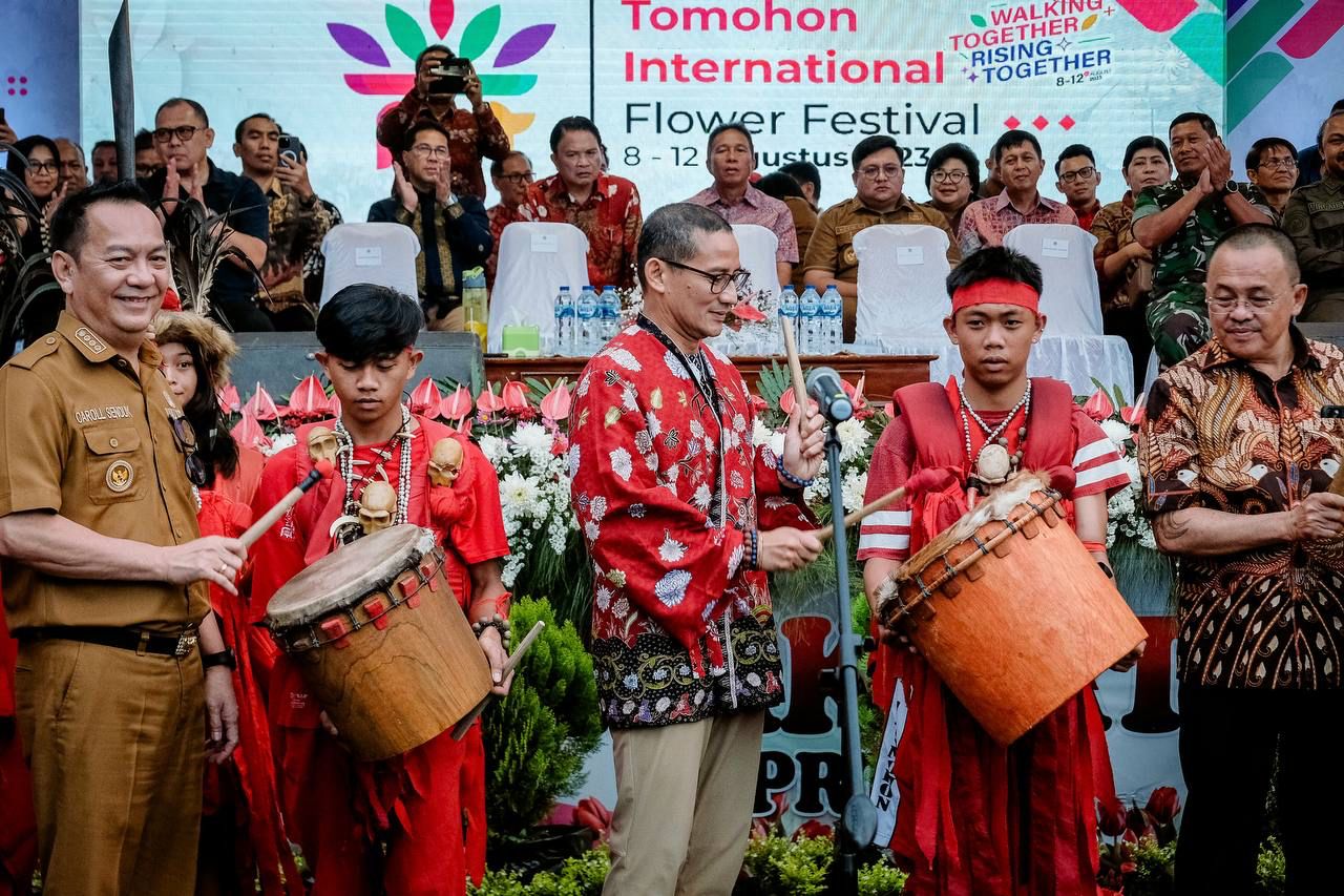 Menparekraf Harapkan Festival Bunga Tomohon 2023 Jadi Lokomotif Event Nusantara