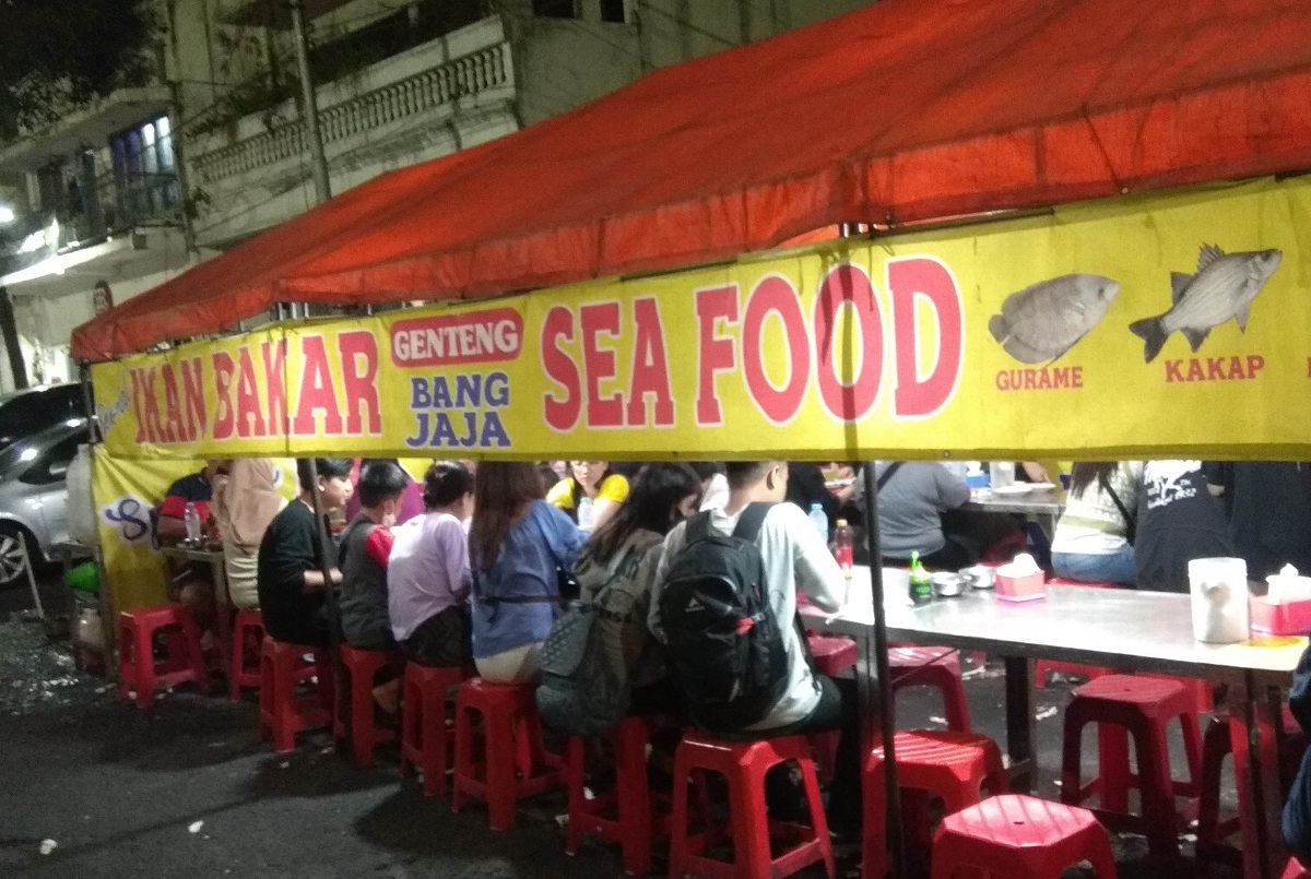 Seafood di Surabaya - Ikan Bakar & Seafood Genteng Besar