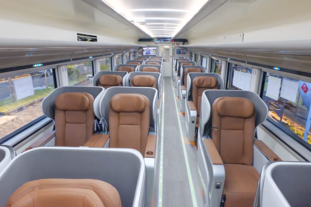 Mulai 13 Desember 2023, KA Argo Dwipangga Gunakan Kereta Eksekutif dan Luxury New Generation