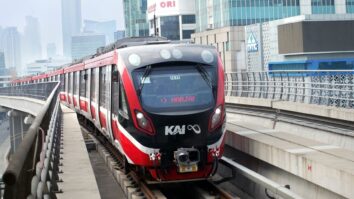 Mulai 16 Januari, Waktu Layanan Operasi LRT Jabodebek Diperpanjang