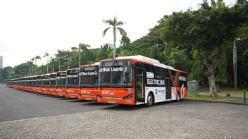 Pengoperasian Kembali Bus Listrik BTS DAMRI di Surabaya (1)