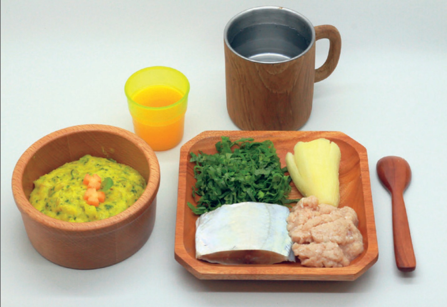 Bubur Singkong Isi Ikan dan Ayam dengan saus Jeruk