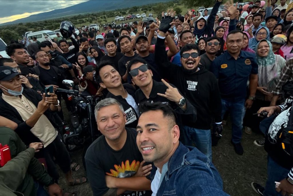 Potret Touring Seru The Dudas Minus One: Raffi Ahmad, Ariel NOAH, Gading, Desta, Rispo dan Rigen Jelajah Eksotisme Bima, NTB