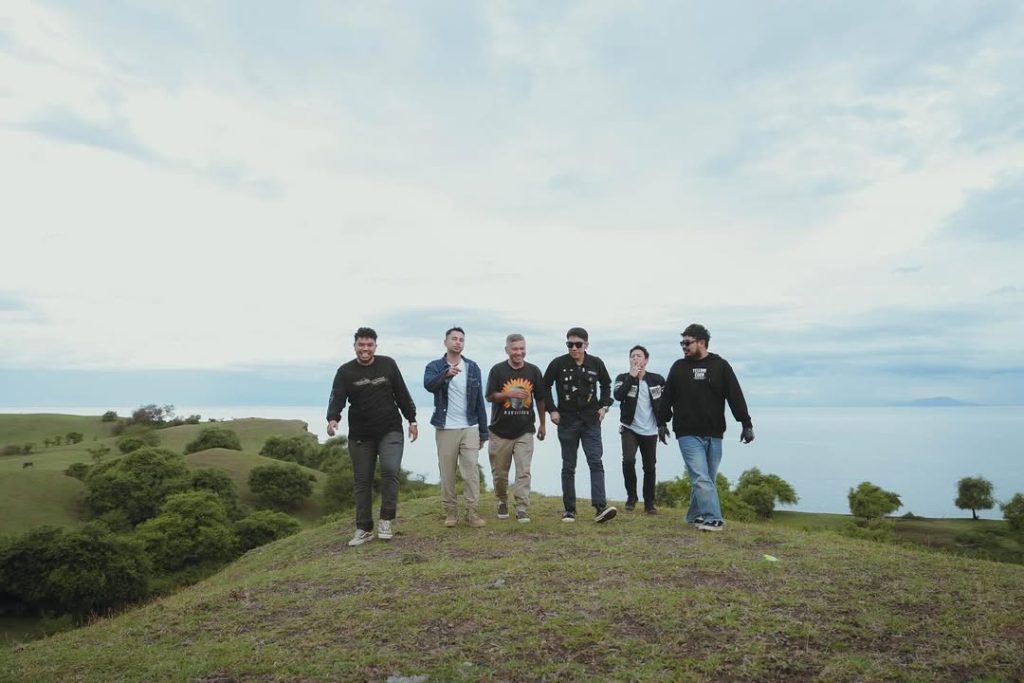 Potret Touring Seru The Dudas Minus One: Raffi Ahmad, Ariel NOAH, Gading, Desta, Rispo dan Rigen Jelajah Eksotisme Bima, NTB