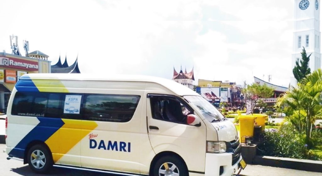 Harga Tiket dan Jadwal Damri Bandara Internasional Minangkabau ke Berbagai Tempat Wisata!