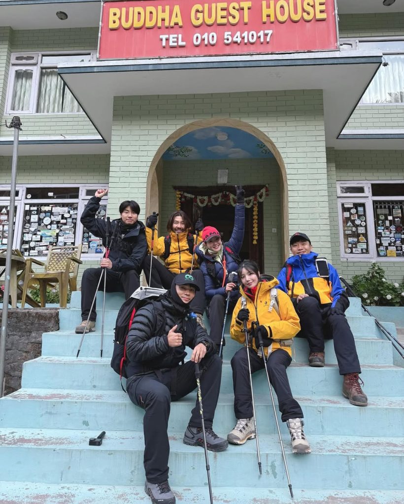 Potret Kwon Eunbi Mendaki Himalaya: Ekspresi Haru, Lelah, dan Tekad Tak Tergoyahkan!