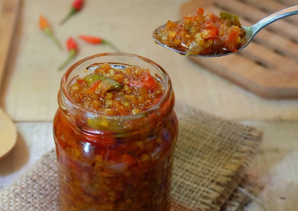 Resep Sambel Bawang Rumahan, Sederhana, Lezat, dan Penuh Nostalgia 1 Resep Sambel Bawang Rumahan