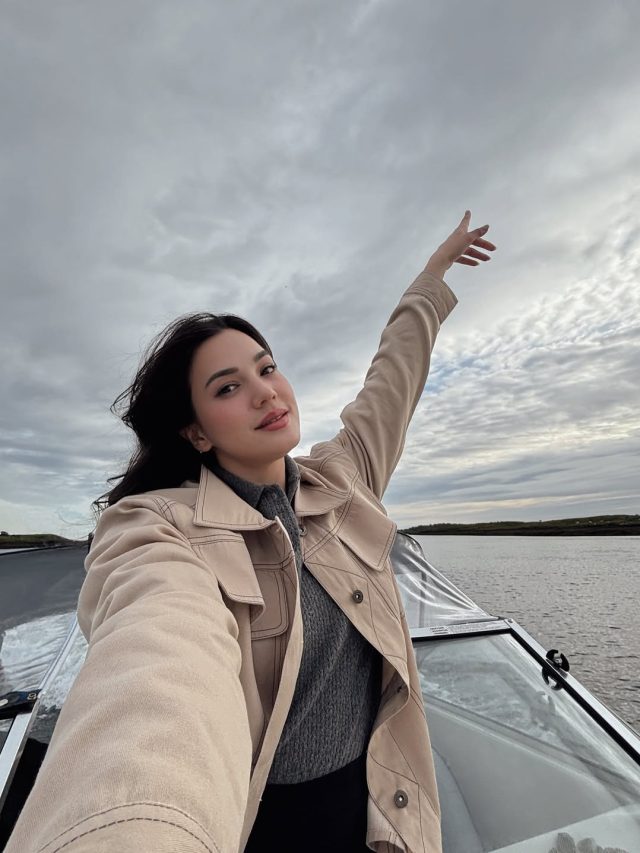 Potret Seru Liburan Alice Norin Bareng Keluarga di Norwegia