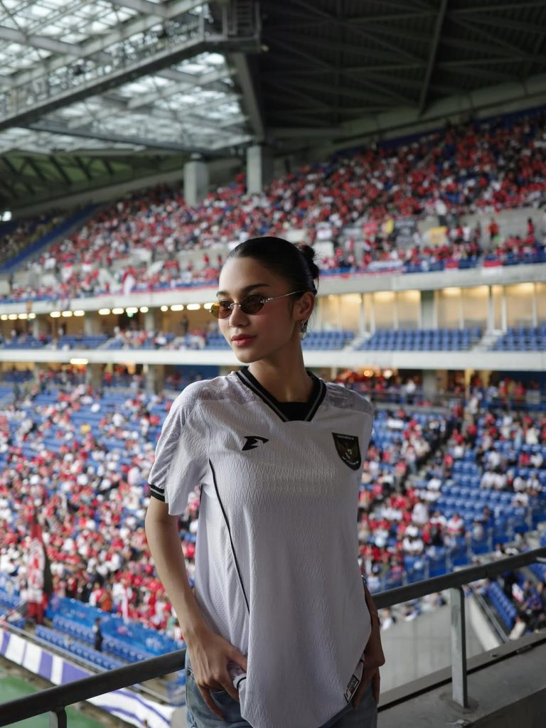 Biodata dan Profil Azizah Salsha: Kehidupan Pribadi, Perjalanan Karier, Kontroversi, hingga Fakta Menariknya!