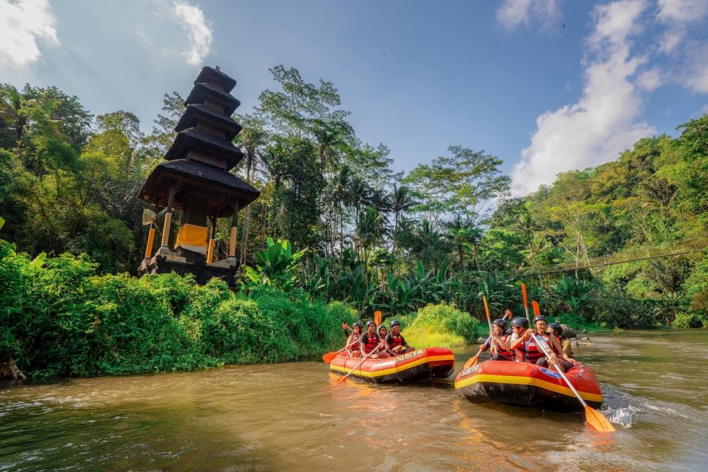 Cobain Rafting di Sungai Ayung, Tempat Rafting Terbaik di Ubud, Bali!
