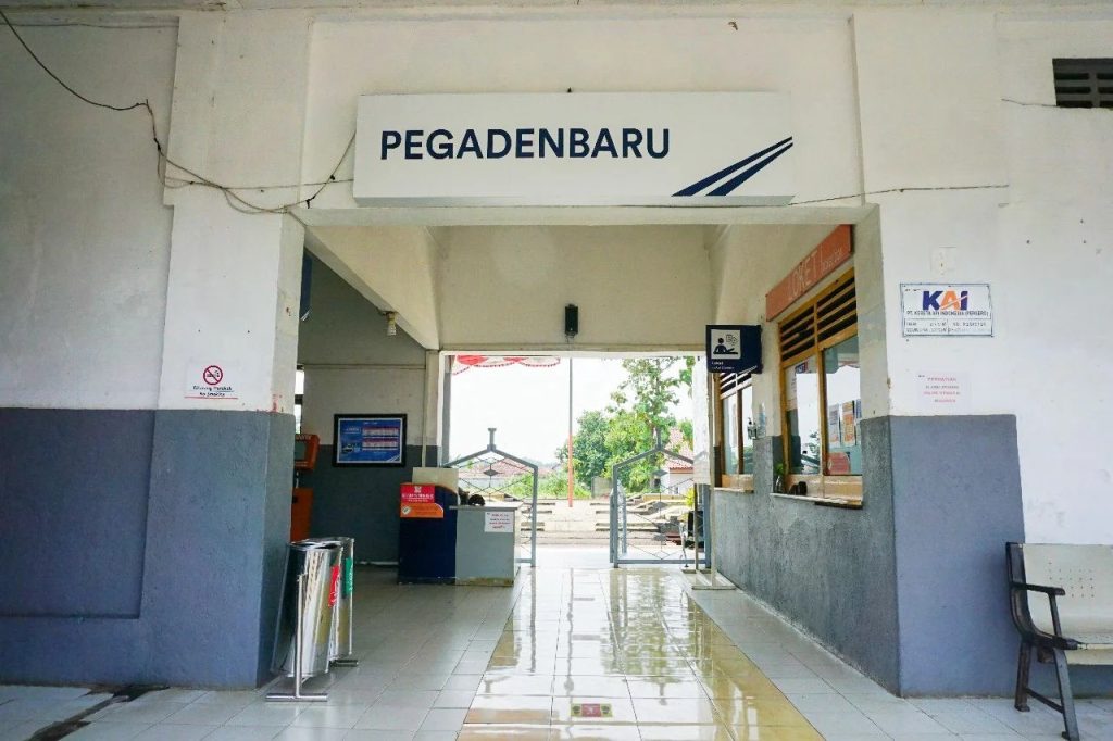 Insiden KA Argo Bromo Anggrek di Pegadenbaru, KAI Minta Maaf dan Pastikan Tak Ada Korban