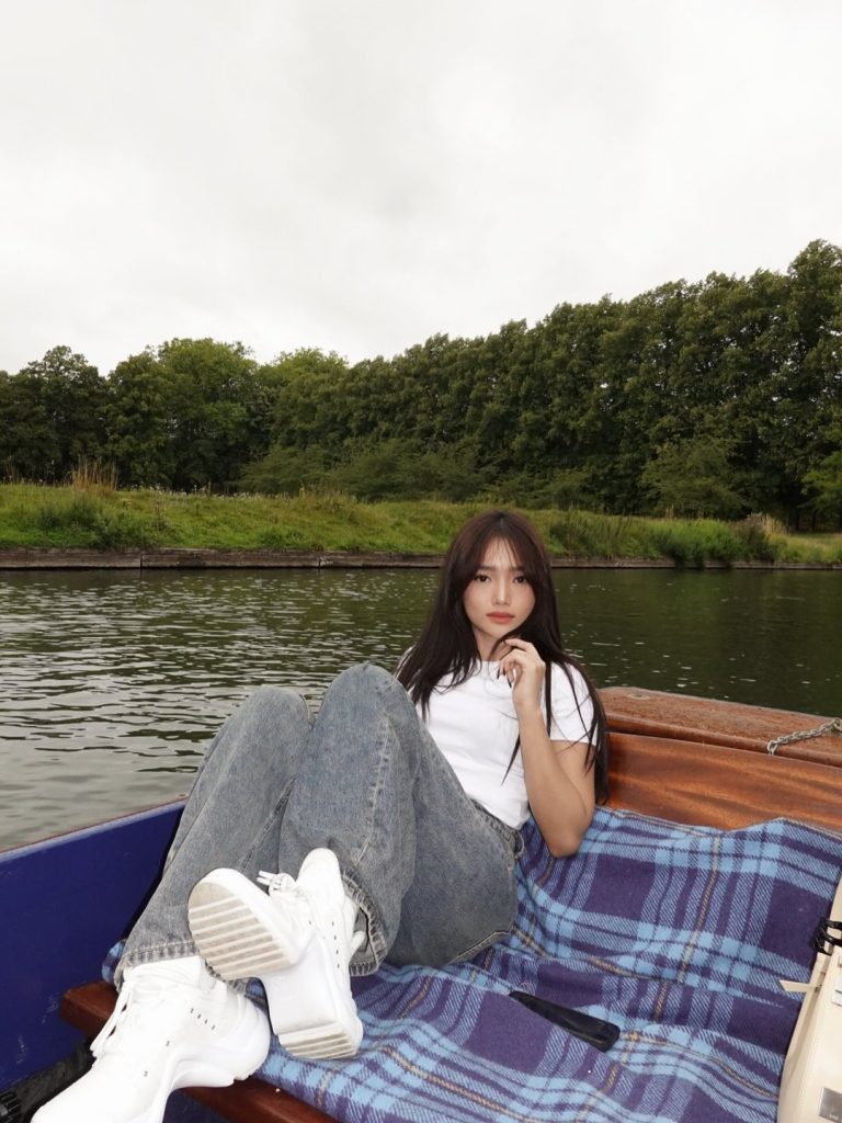 Potret Fuji Liburan ke London