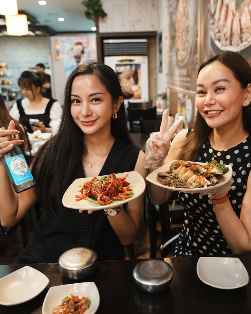 Potret Kirana Larasati Liburan di Myeongdong, Korea Selatan, photo by IG: kiranalarasati