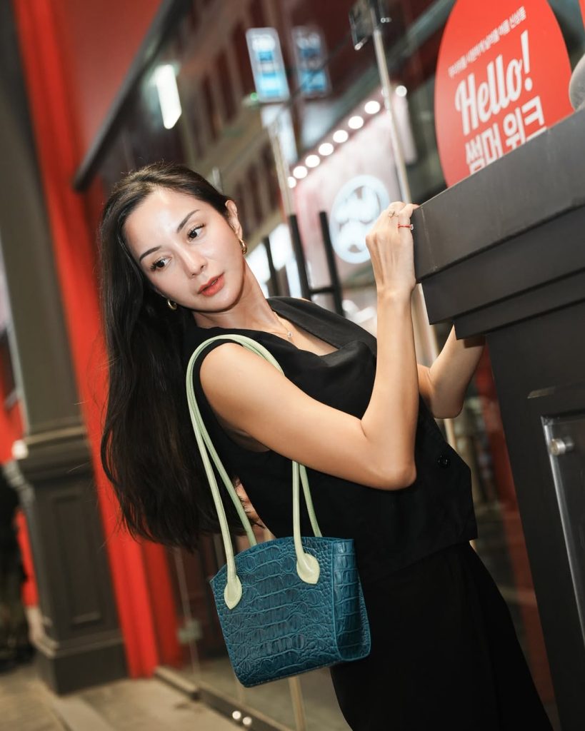 Potret Kirana Larasati Liburan di Myeongdong, Korea Selatan, photo by IG: kiranalarasati