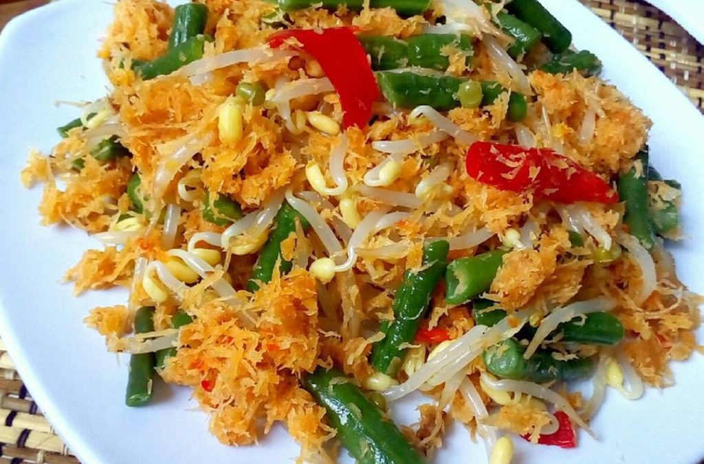Resep Urap Sayur Kelapa Sangrai, Gurih, Segar, dan Mudah Dibuat 1 Resep Urap Sayur Kelapa Sangrai