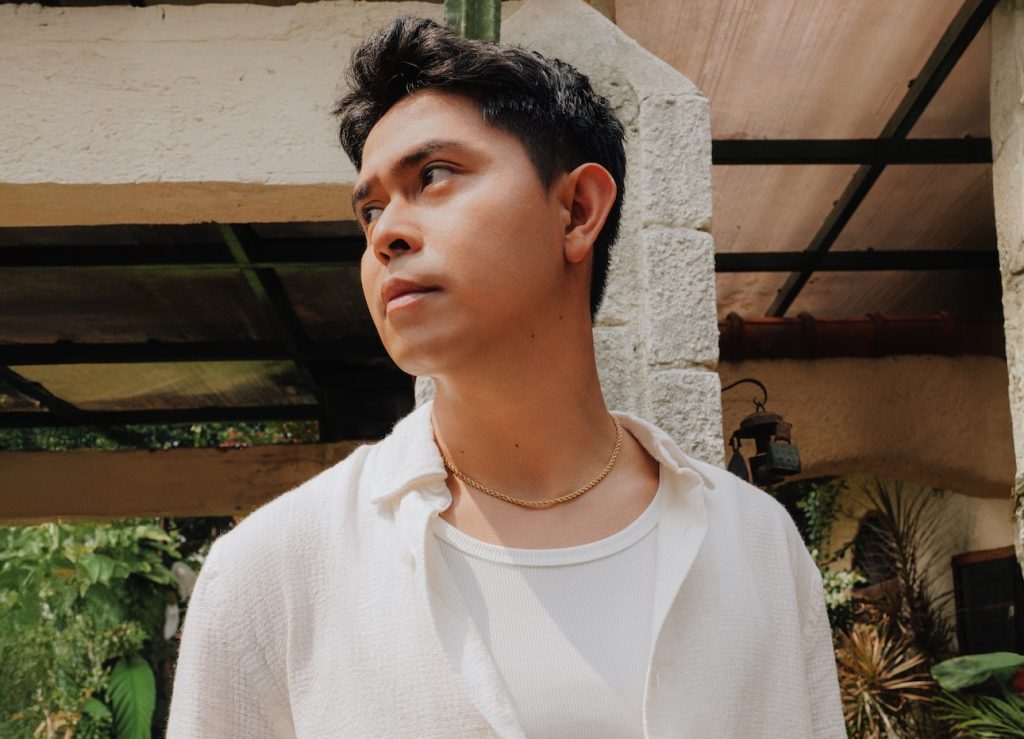 Cakra Khan Rilis “Tak Sejalan”, Lagu Paling Emosional di Album Divine